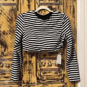 Cocoship cropped long sleeved swim top, size 10